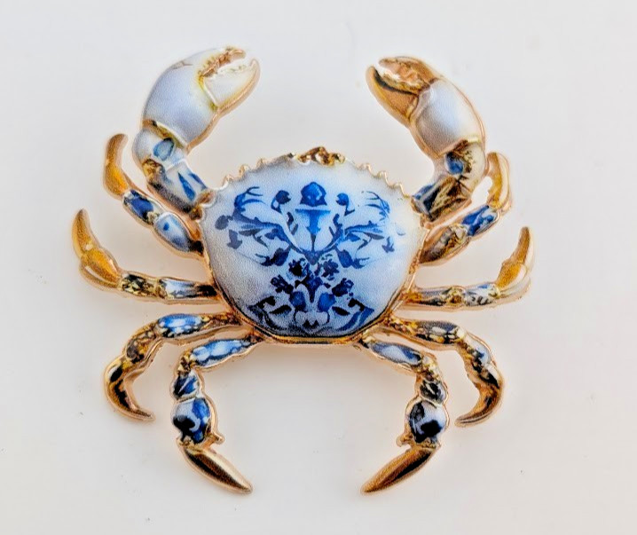 DELFT CHINA BLUE CRAB BROOCH porcelain look cancer coastal beach pin N4