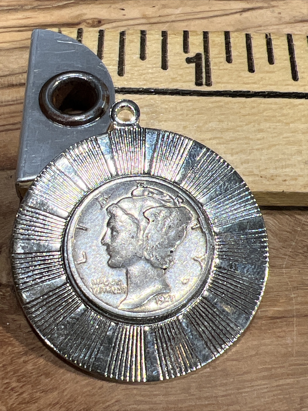 1941 MERCURY DIME 10 CENTS SILVER TONE MEDALLION