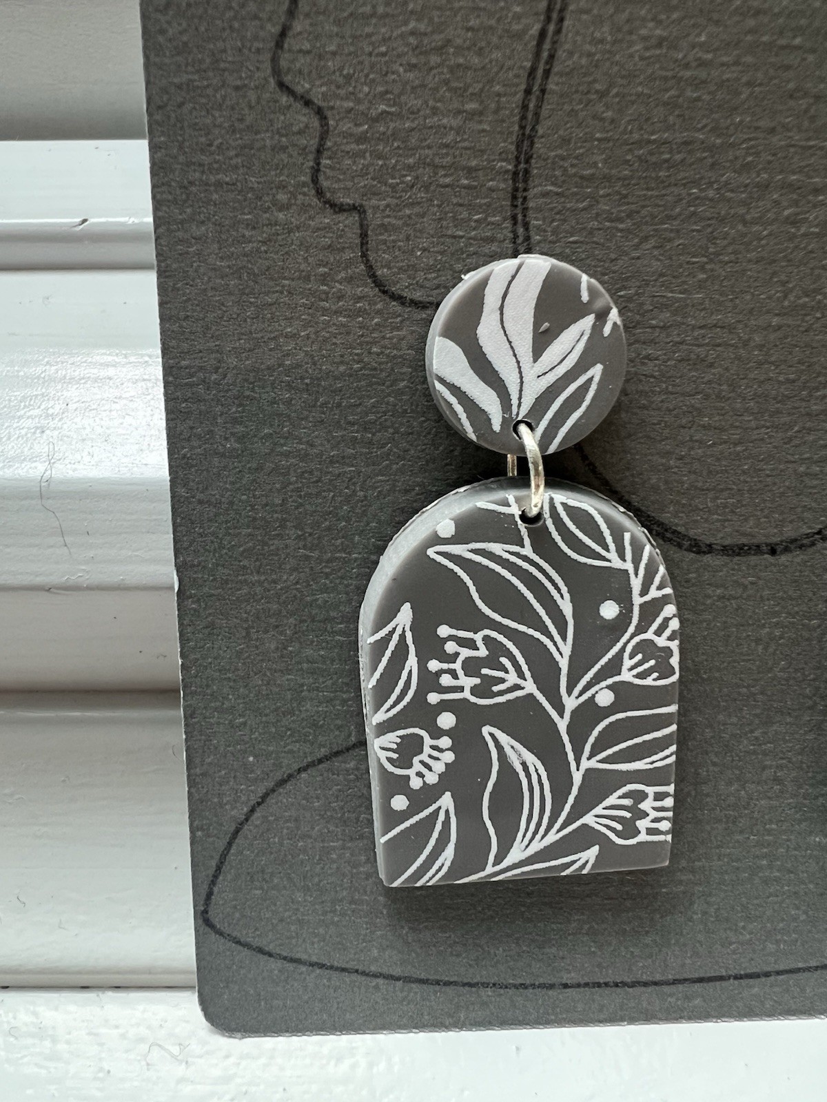 Handmade Gray & White Floral Polymer Clay Dangle Earrings 2 Pairs Round Drop