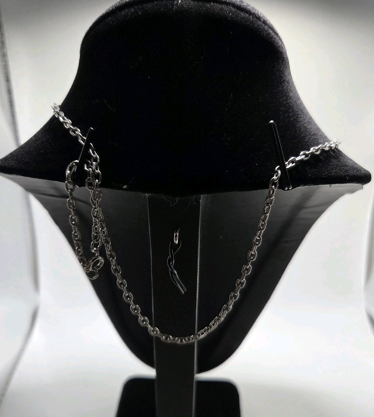 Unmarked Silver Tone Cute Scarecrow Necklace Fall Halloween ~23″ & ~2″ Pendant