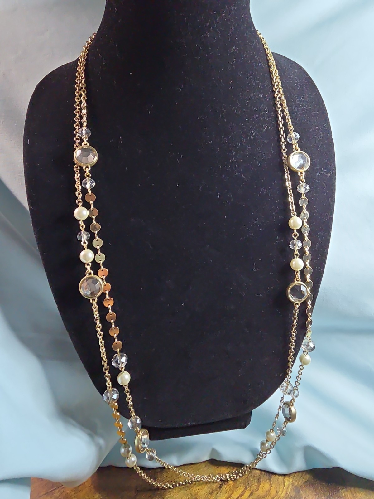 ANN TAYLOR Gold Tone Bezel Blue Crystal Glass Bead Faux Pearl Chain Necklace