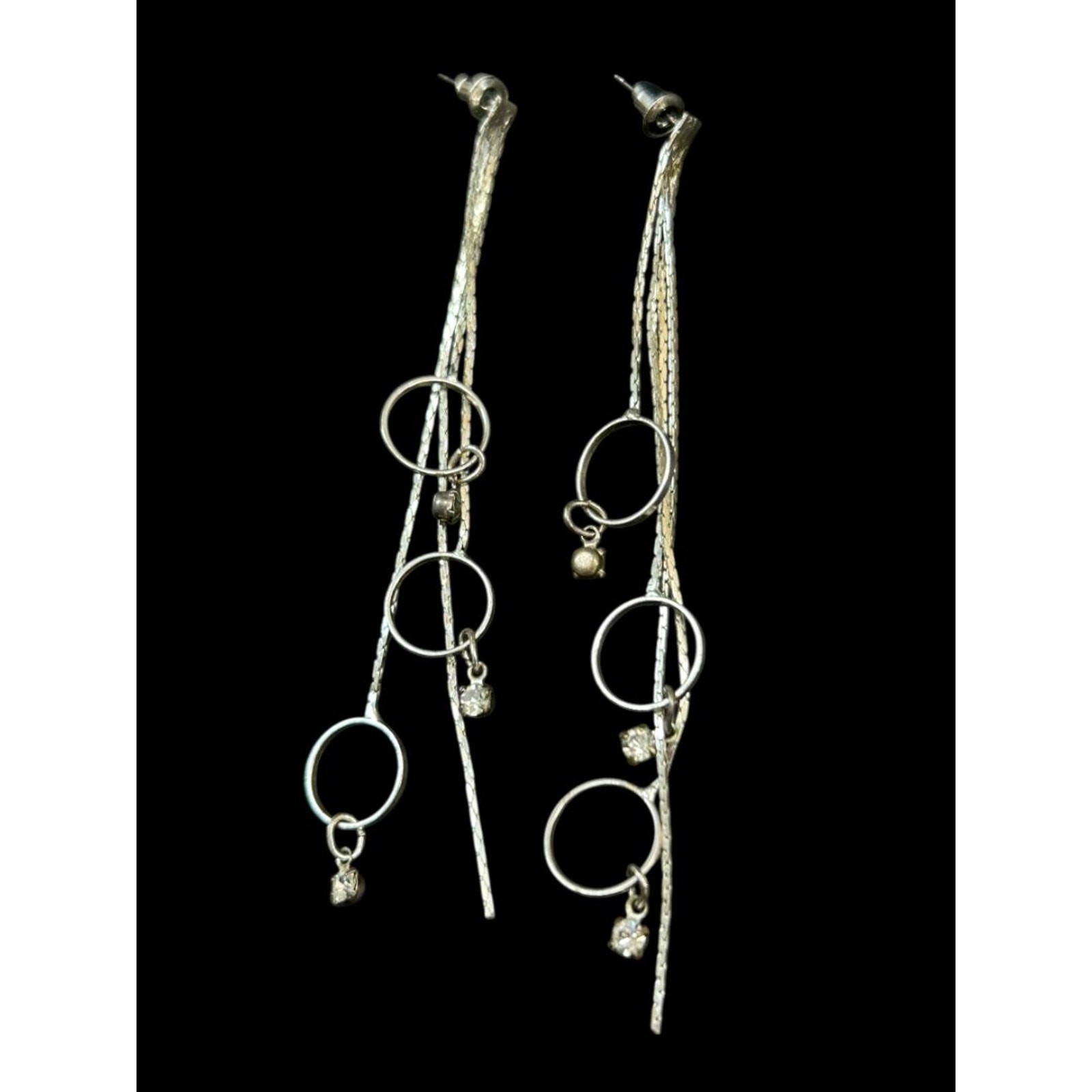 Silvertone Post Pierced Earrings Chain Circles 3.5″ Drop Dangle