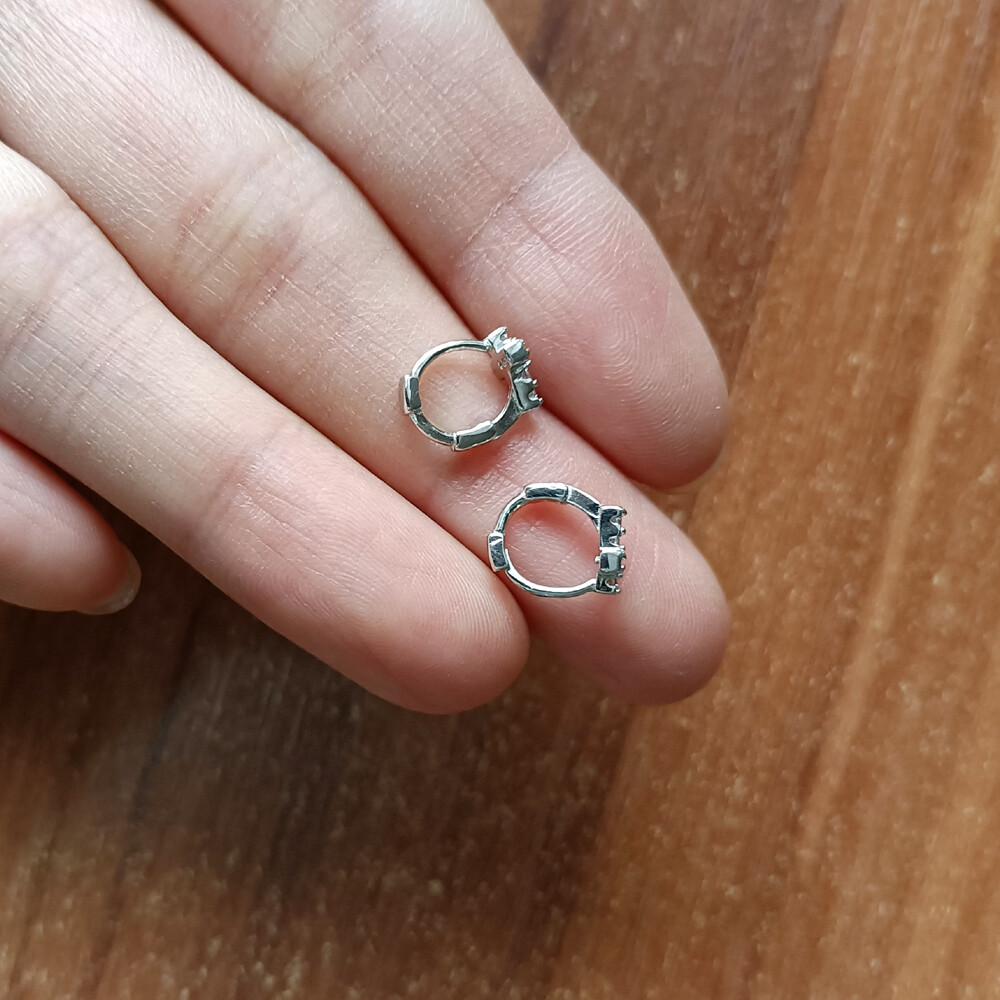 Mini Tiny Cross Sterling Silver CZ 5.8mm Small Helix Huggie Hoop Earrings A1513