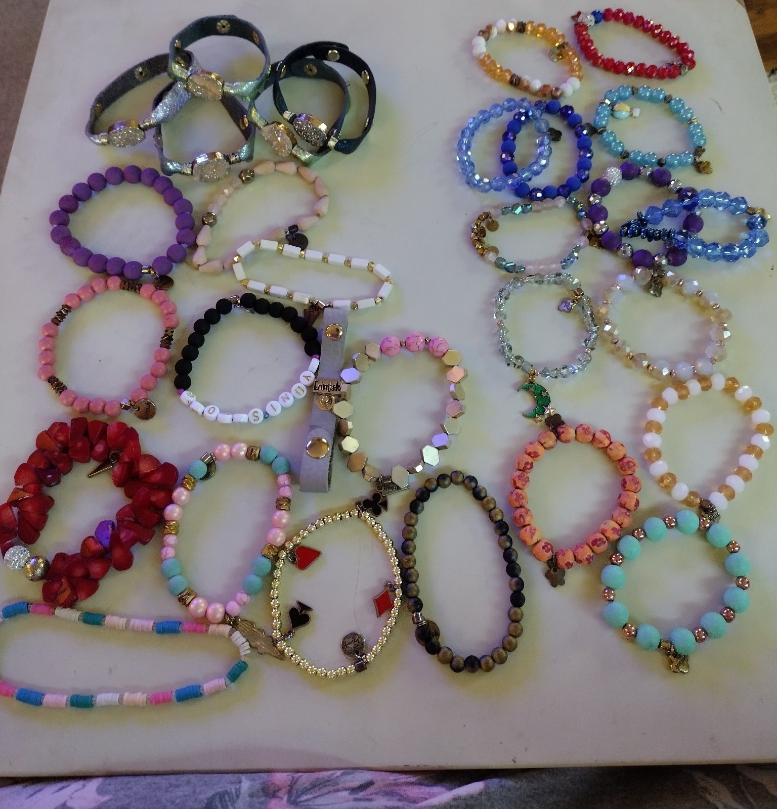 17 Adult Size And 13 Child’s Girls Stretch Bracelet Lot Gem Jams Erimish Lot