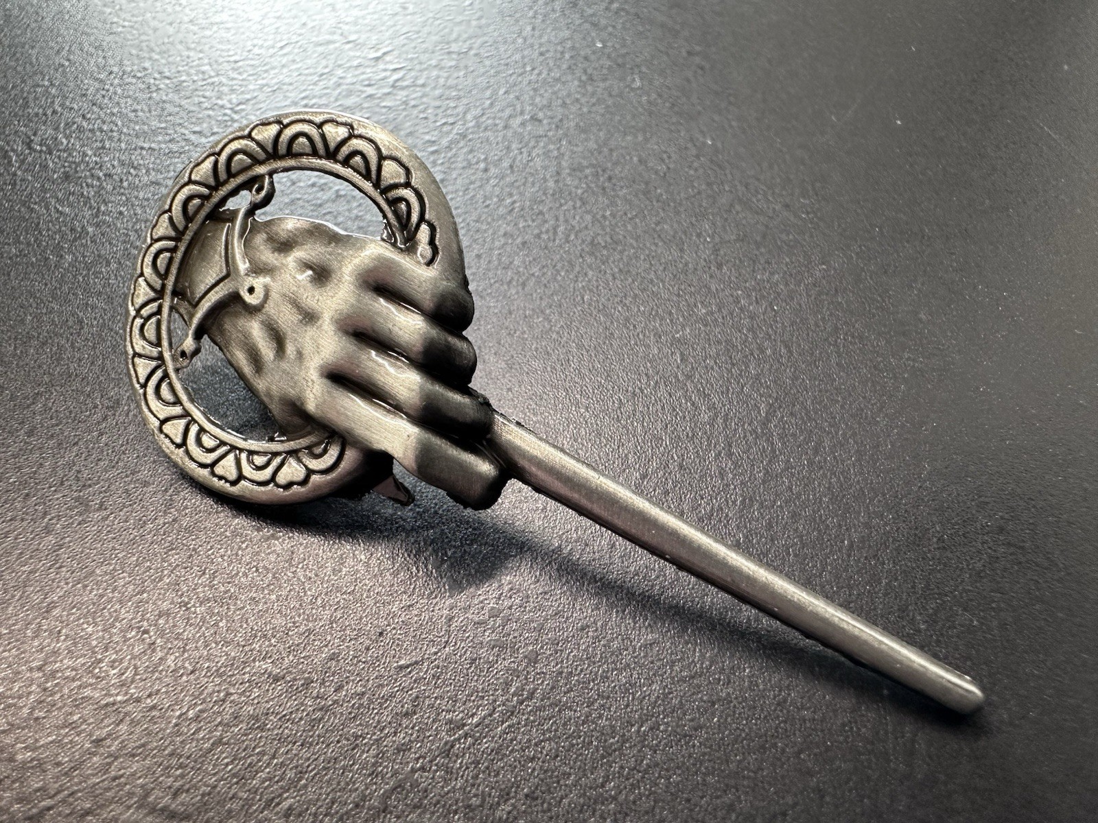 “Hand of the King” Metal Pin Badge Game of Thrones Silver Alloy Lapel Brooch 7cm