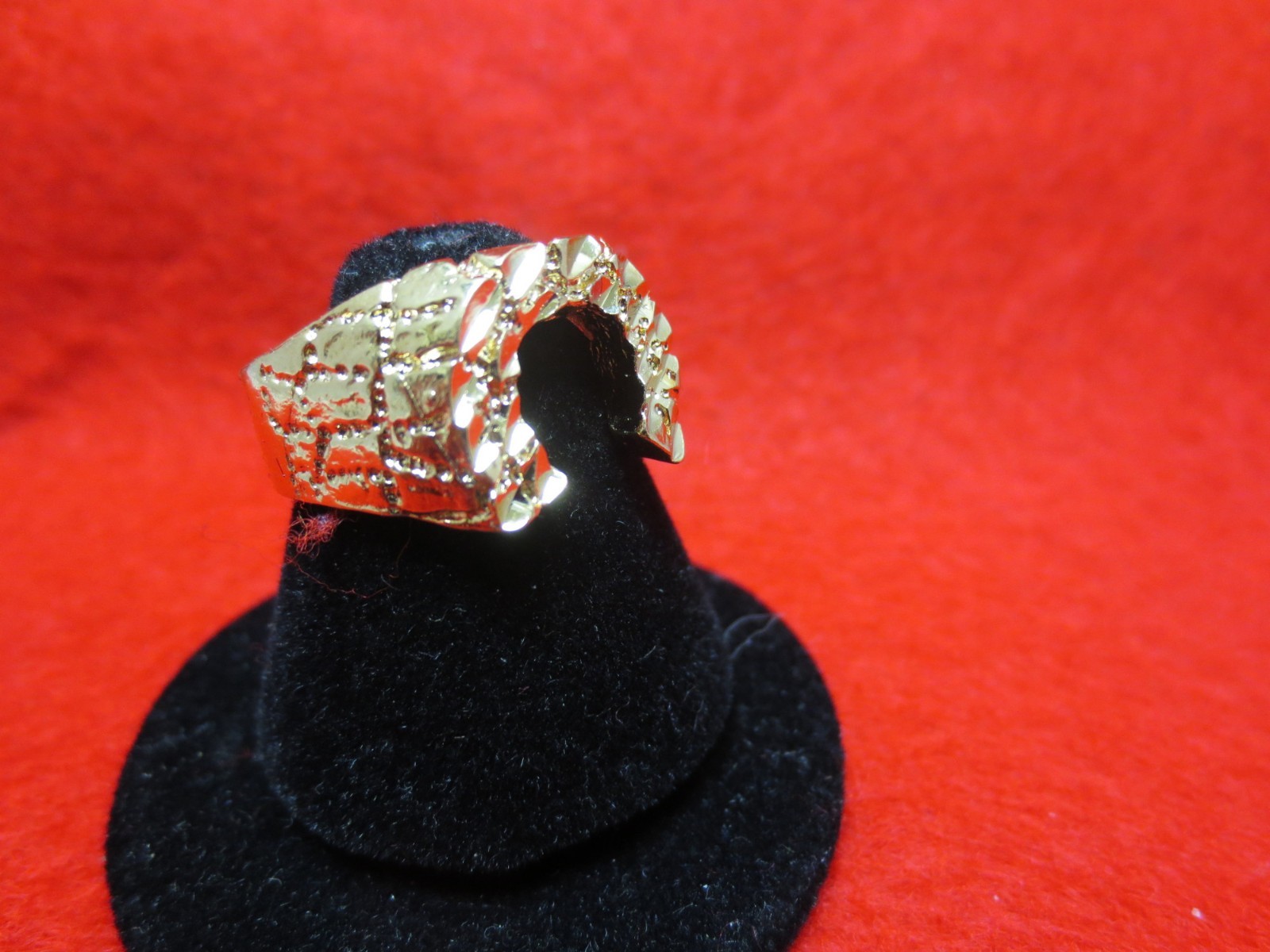 SIZE 8-13 , 14KT GOLD PLATED HORSESHOE LUCKY NUGGET BLING BLING RING