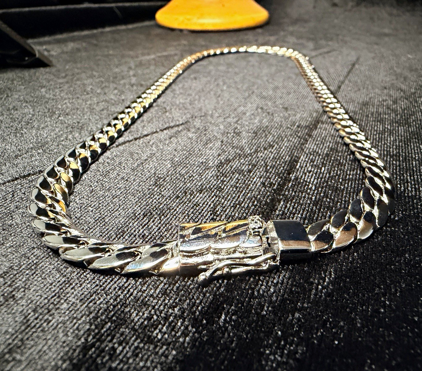 Miami Cuban 14K White Gold Filled 20in 8MM necklace w/Box Lock. BRAND NEW.