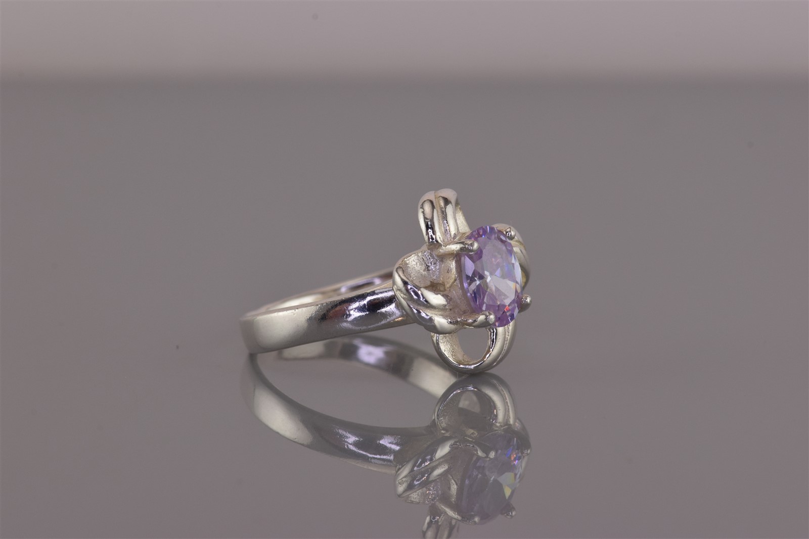 Sterling Silver Purple Oval Cubic Zirconia Swirl Ribbon Loop Band Ring 925 Sz: 8