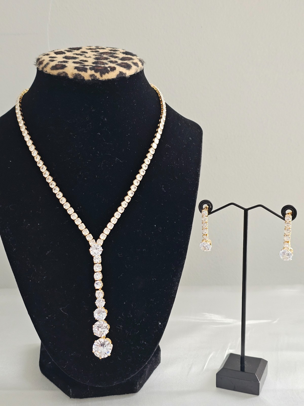 Ladies Women’s Silver Cubic Zirconia Diamond Dazzle Ensemble Necklace Set|