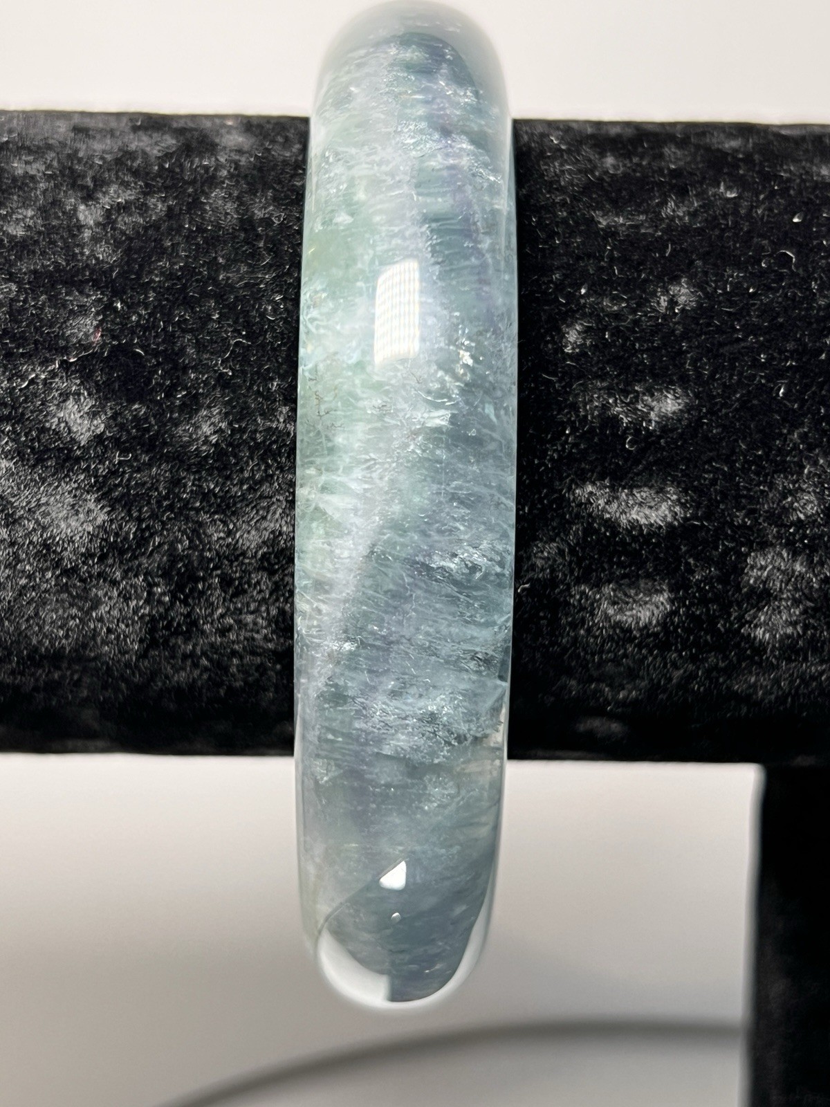 Fluorite Bangle Inner Diameter Size 63mm – See Description & Pics For More Info