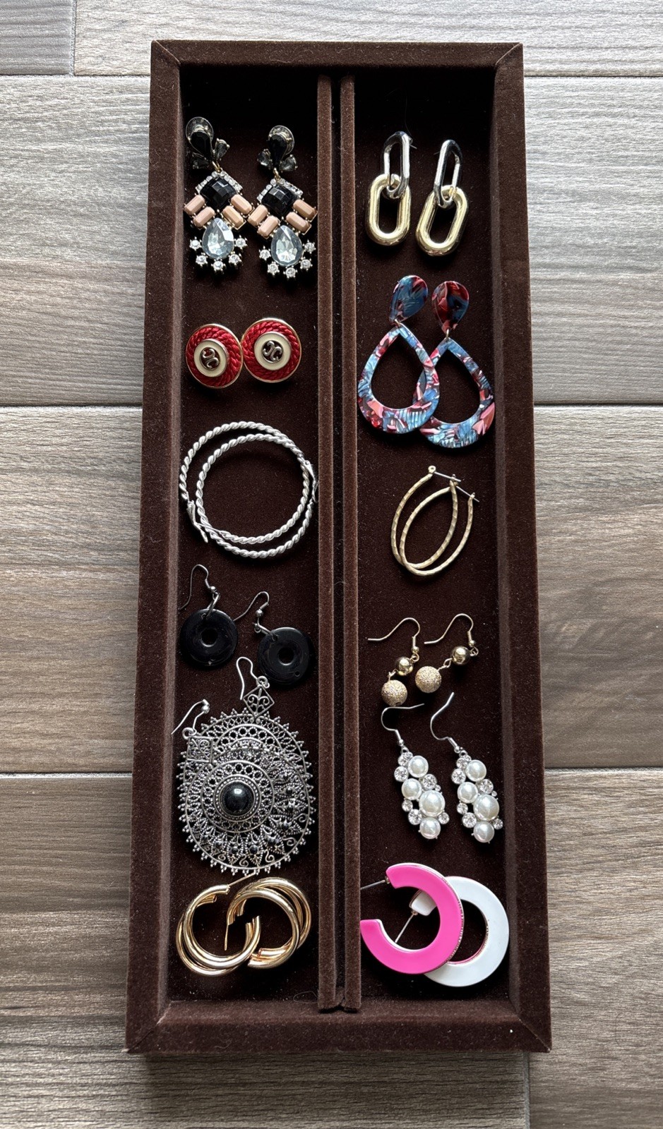 Lot of 12 Pairs Pierced Earrings Random As Shown Lot #1714