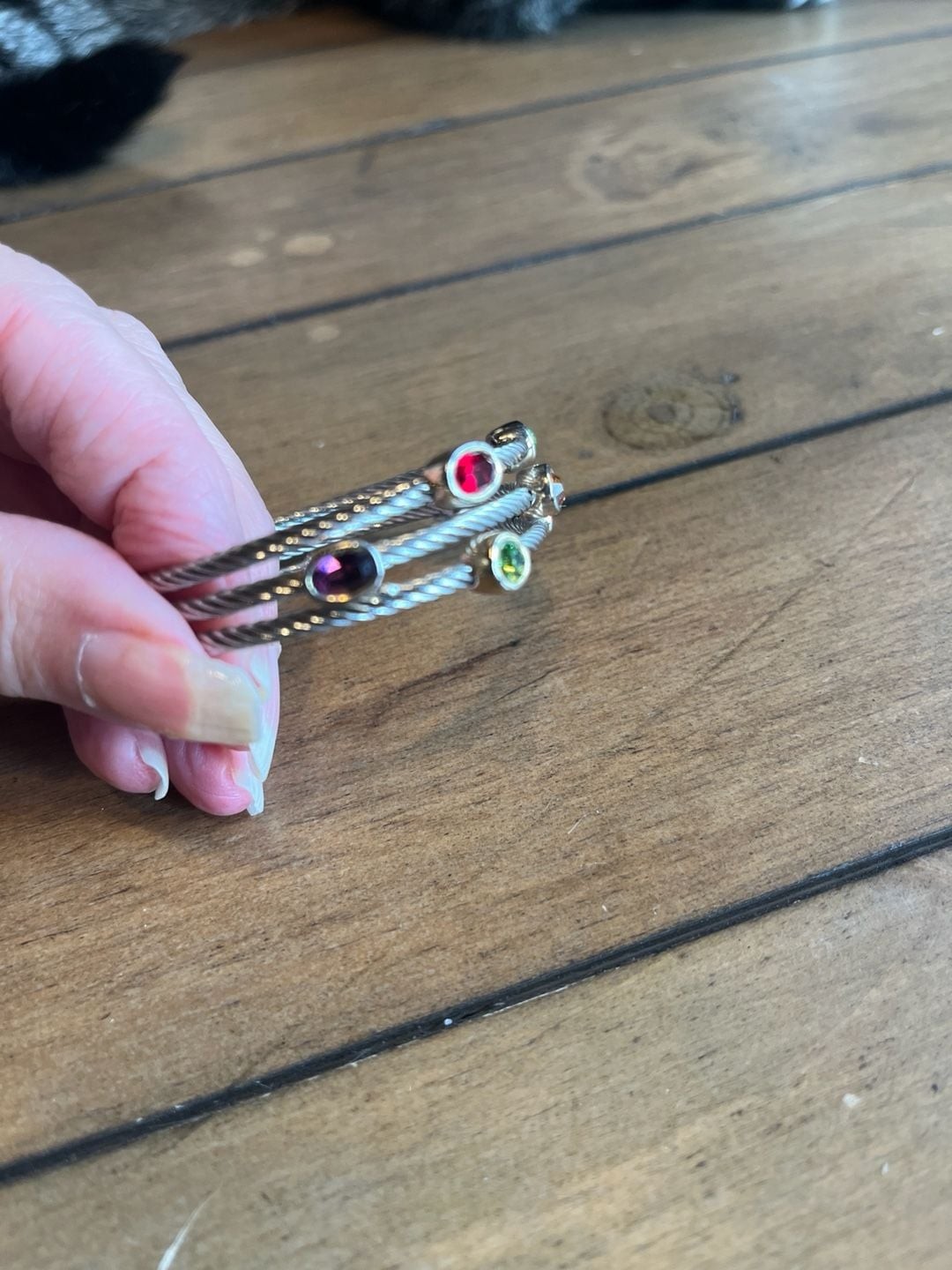 VTG Twisted Cable Silvertone Cuff Bracelet with Multicolor Rhinestone Stations