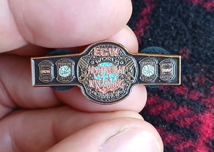 ECW World Heavyweight Championship Belt WWF ENAMEL PIN Replica Title Belt Dam