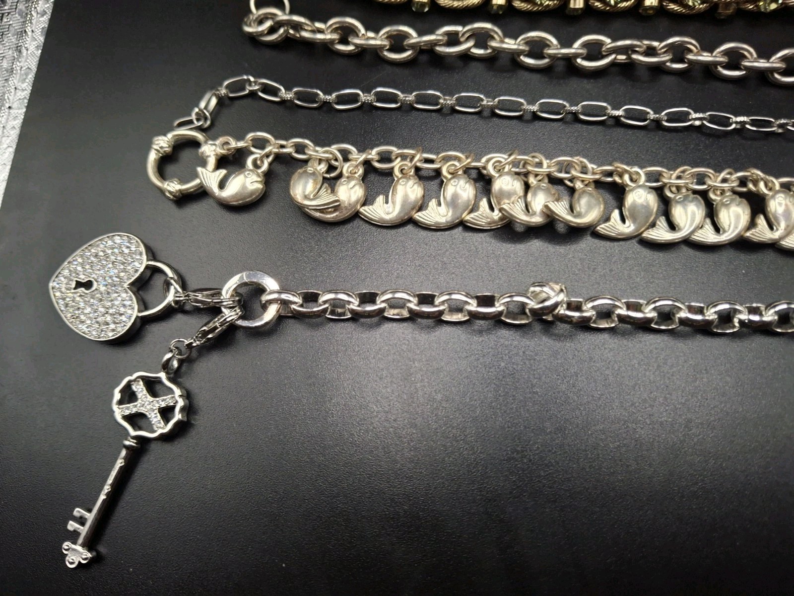 LOT OF 13 SILVER & GOLD TONE BRACELETS, VINTAGE-NOW 7 To 8.5″ Length