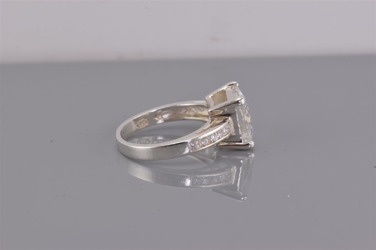 Sterling Silver 10mm Princess Cubic Zirconia Channel Set Band Ring 925 Sz: 8