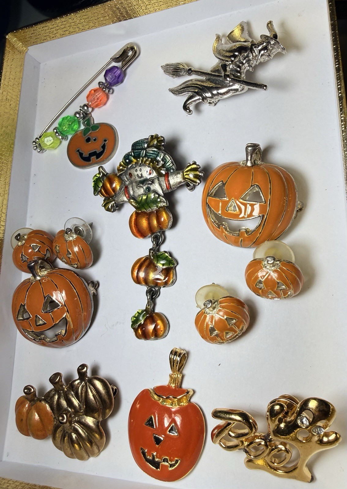 Lot of Halloween Enamel & Rhinestone Dangle Brooch Pins Witch Hat Bat Pumpkin