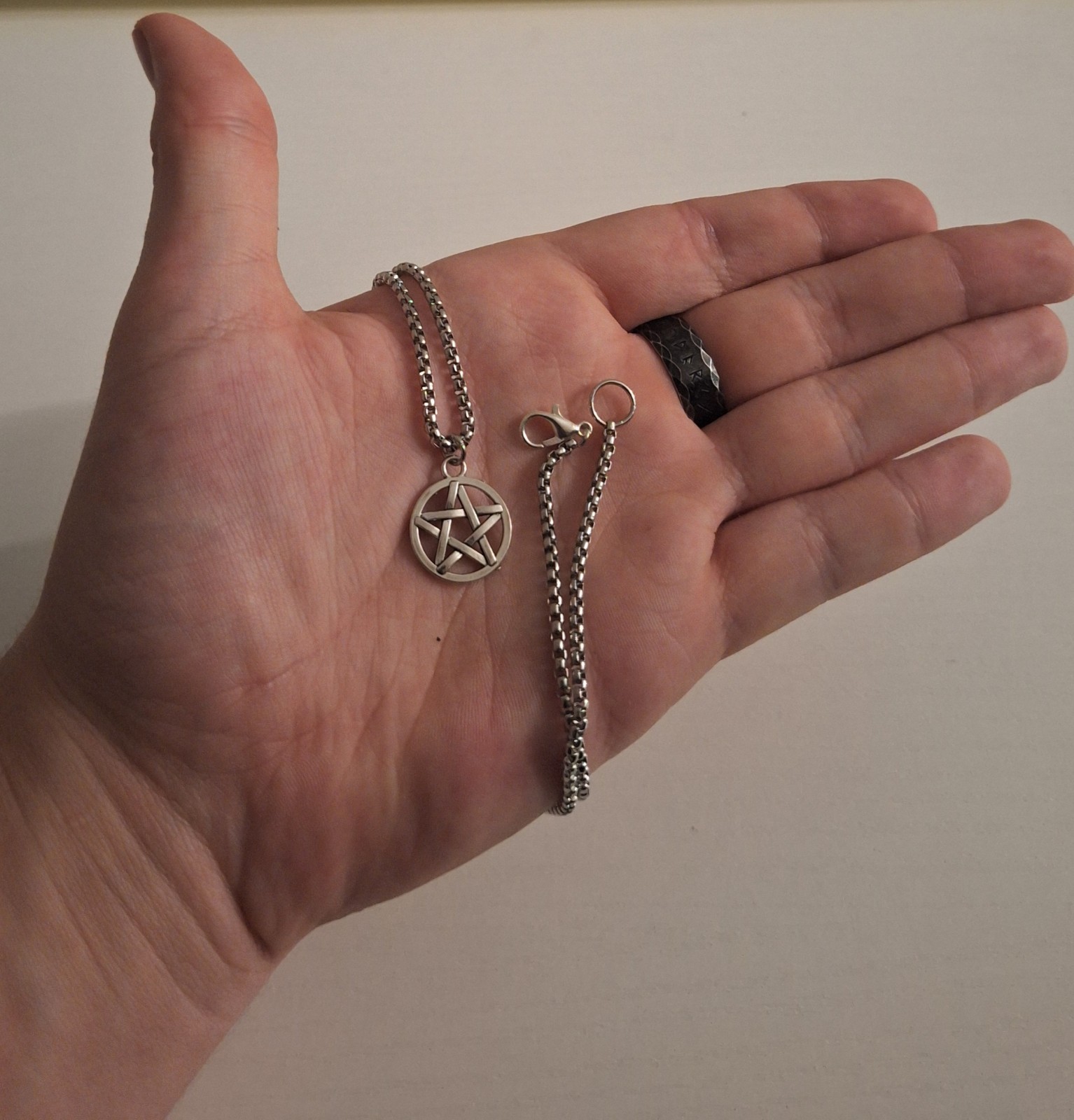 Silver Tone Cable Chain Necklace Pentagram Star Charm Pendant Lobster 20in