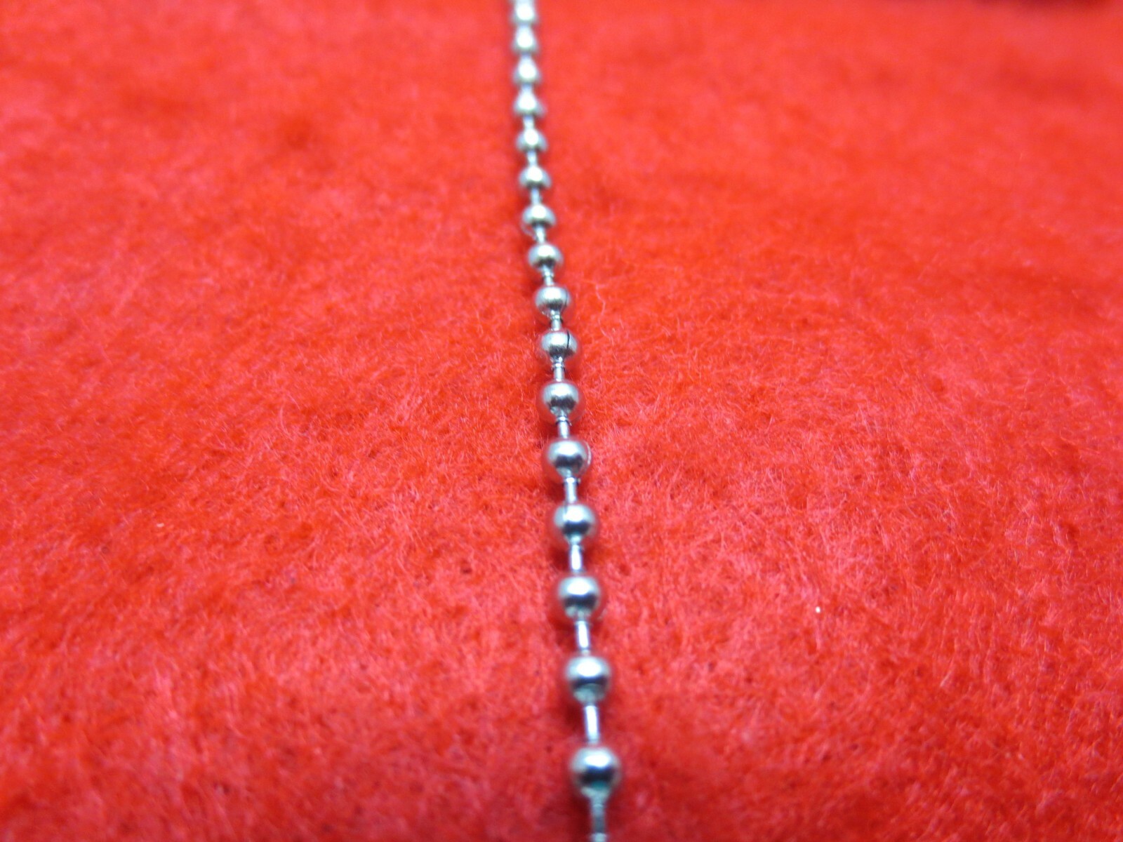 2.4mm STAINLESS STEEL SILVER BALL CHAIN FROM 16″-48″ WITH A LOBSTER CLAW CLASP