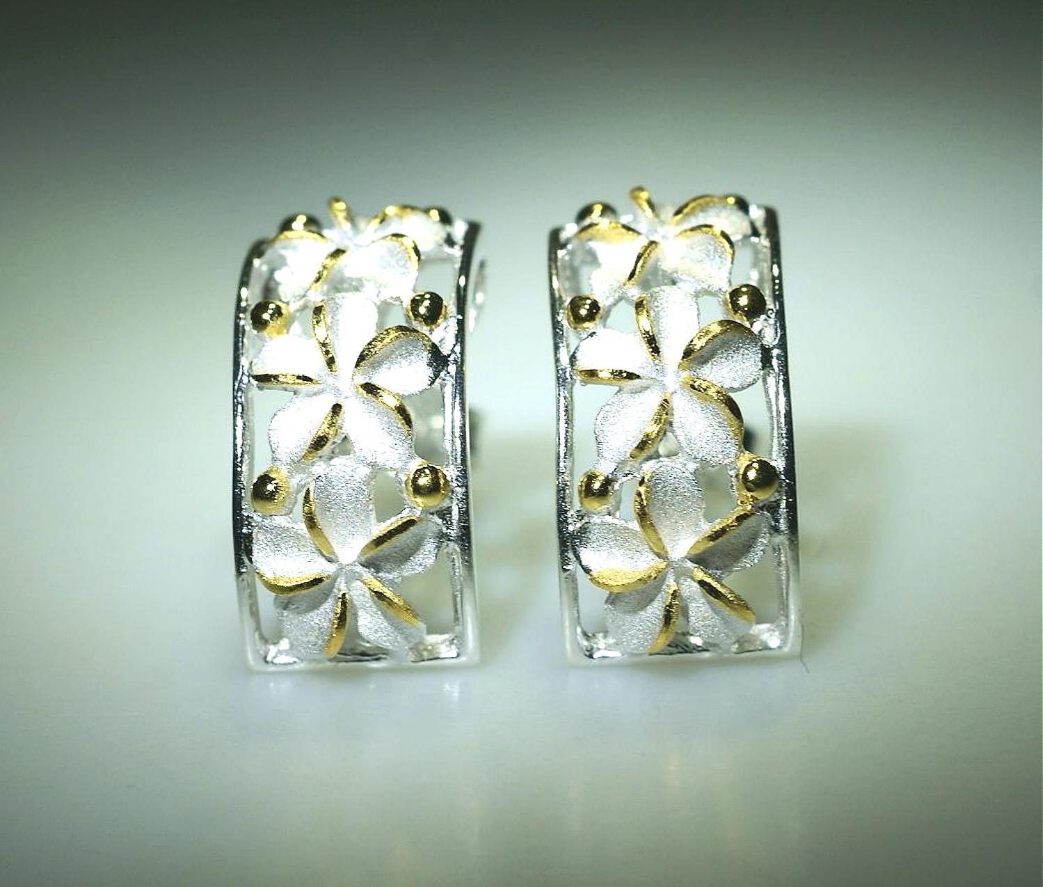 8MM 2TONE YELLOW GOLD PLATED 925 SILVER HAWAIIAN PLUMERIA CRESCENT STUD EARRINGS