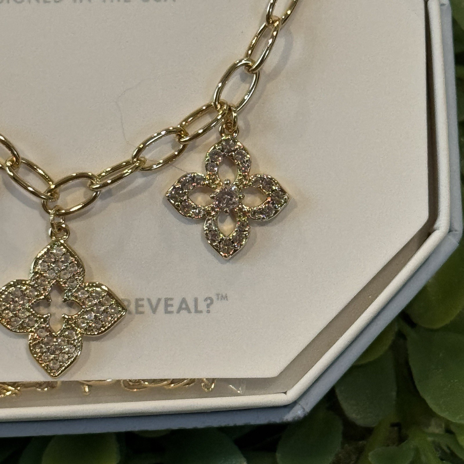Bomb Party NK52938 “Always Triple Booked” Peach Sapphire Clover Necklace