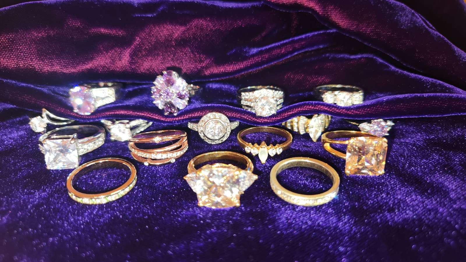 Lot of 16 Various Cocktail Rings, All Size 7, Silver, Gold, Rose Gold