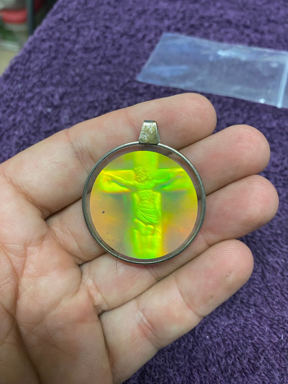 VINTAGE NEW RETRO 3D JESUS CHRIST HOLOGRAM COLLECTIBLE *RARE* cool