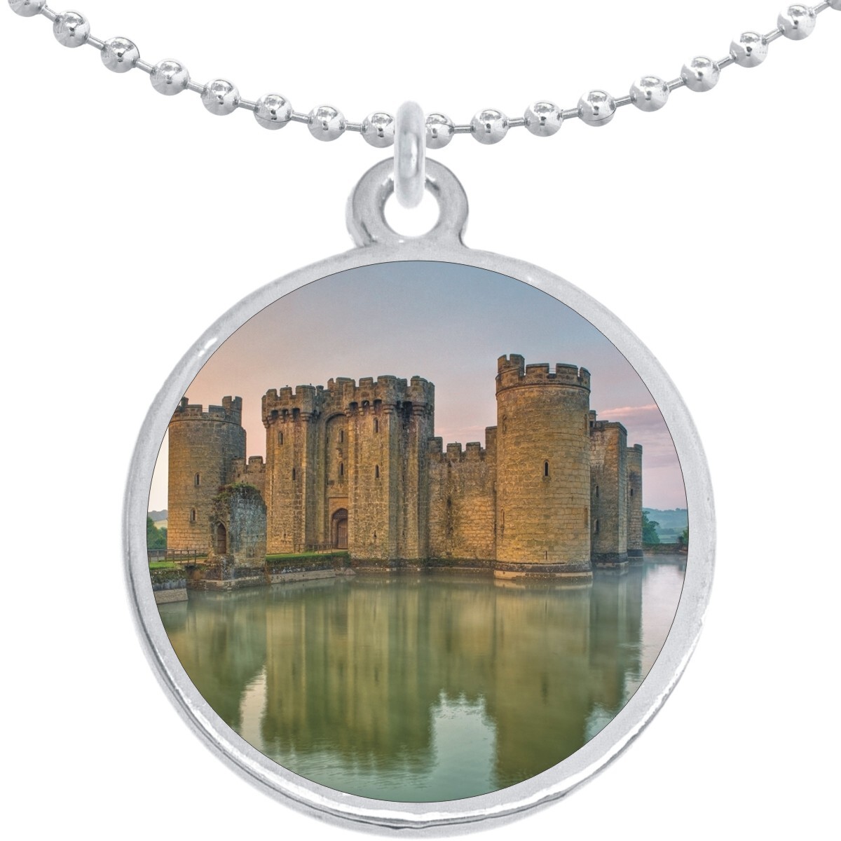 Bodiam Castle Europe Round Pendant Necklace Beautiful Fashion Jewelry