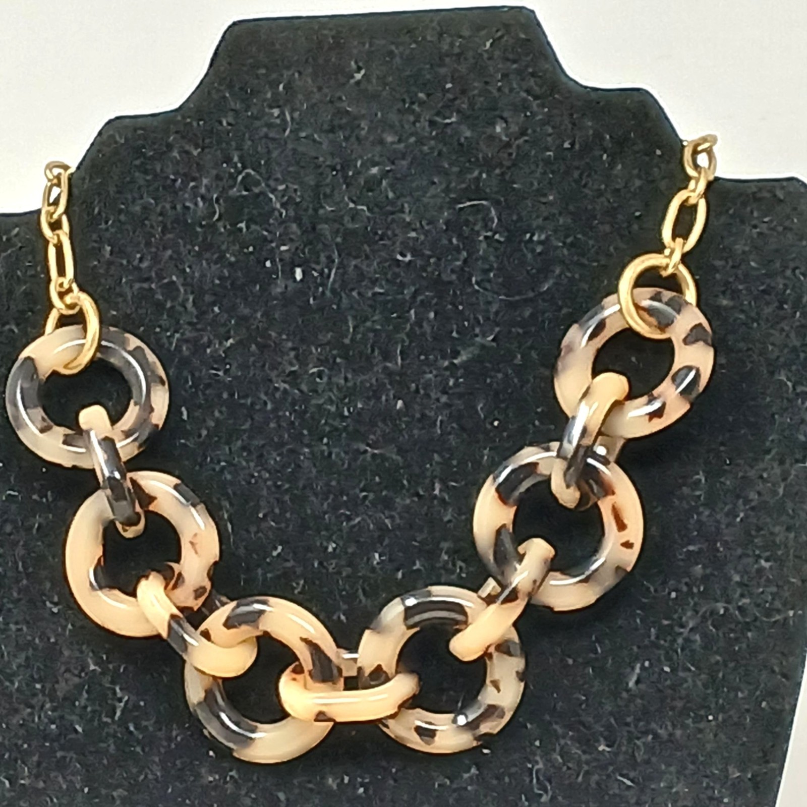 Chunky Blond Tortoise Shell Link Necklace GoldTone Adjustable Chain #J10WP