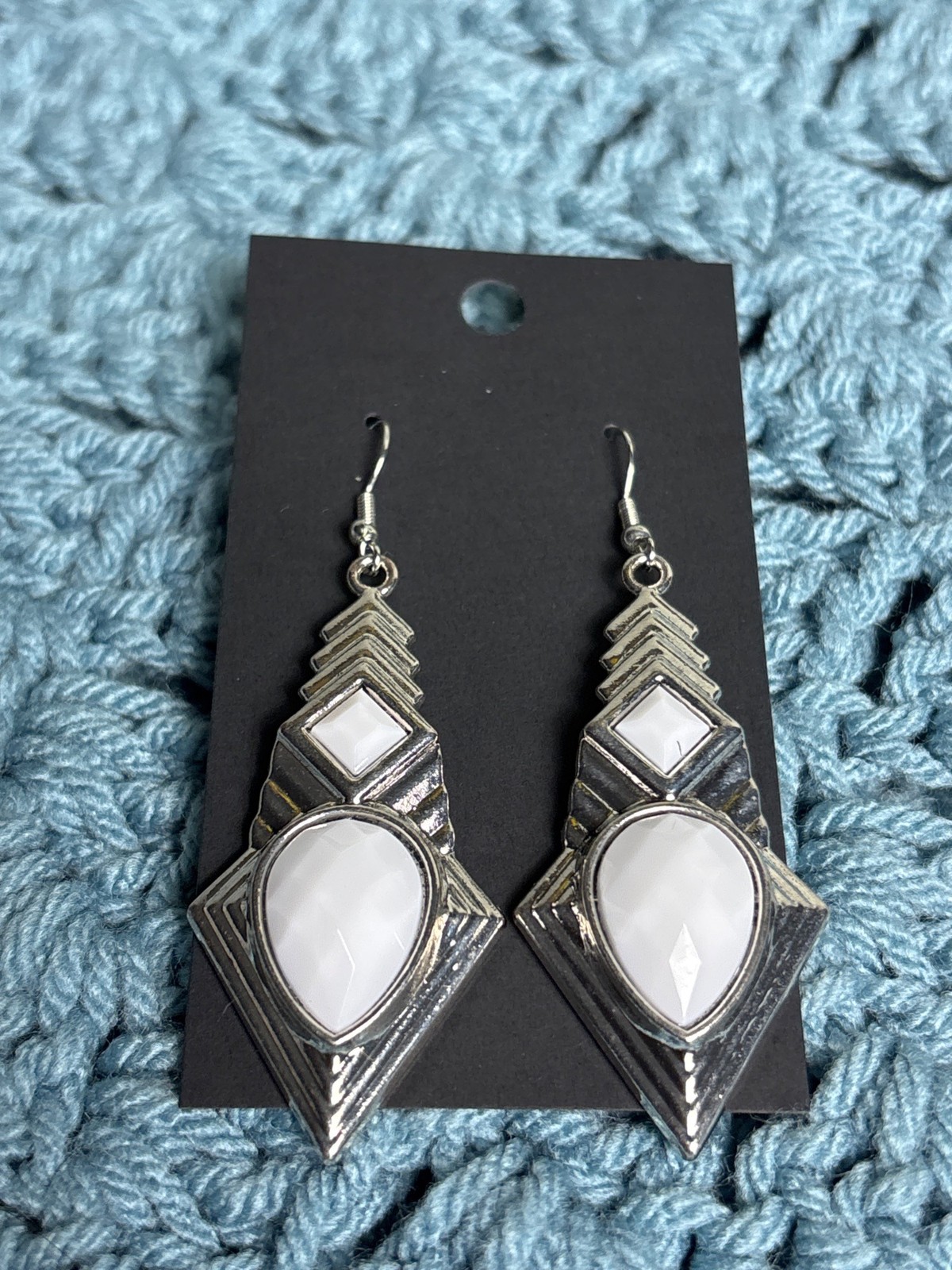 Silvertone White Plastic Faceted Rhinestones Dangle Earrings 2.25 inches