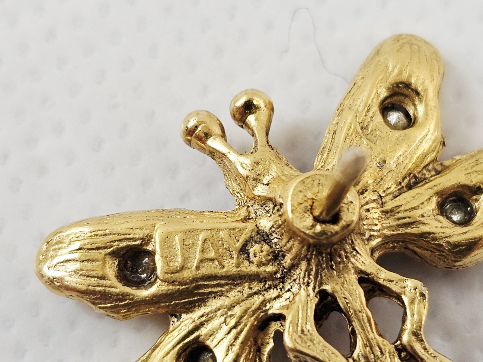 Jay Strongwater Small Dragonfly Pin Swarovski Crystals Enamel Gold Toned Metal