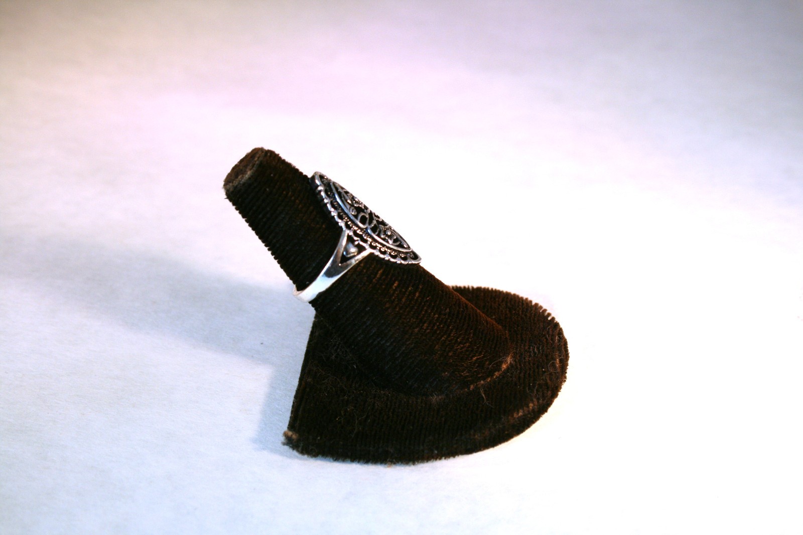 Stainless steel flower filigree arabesque ring Size 8