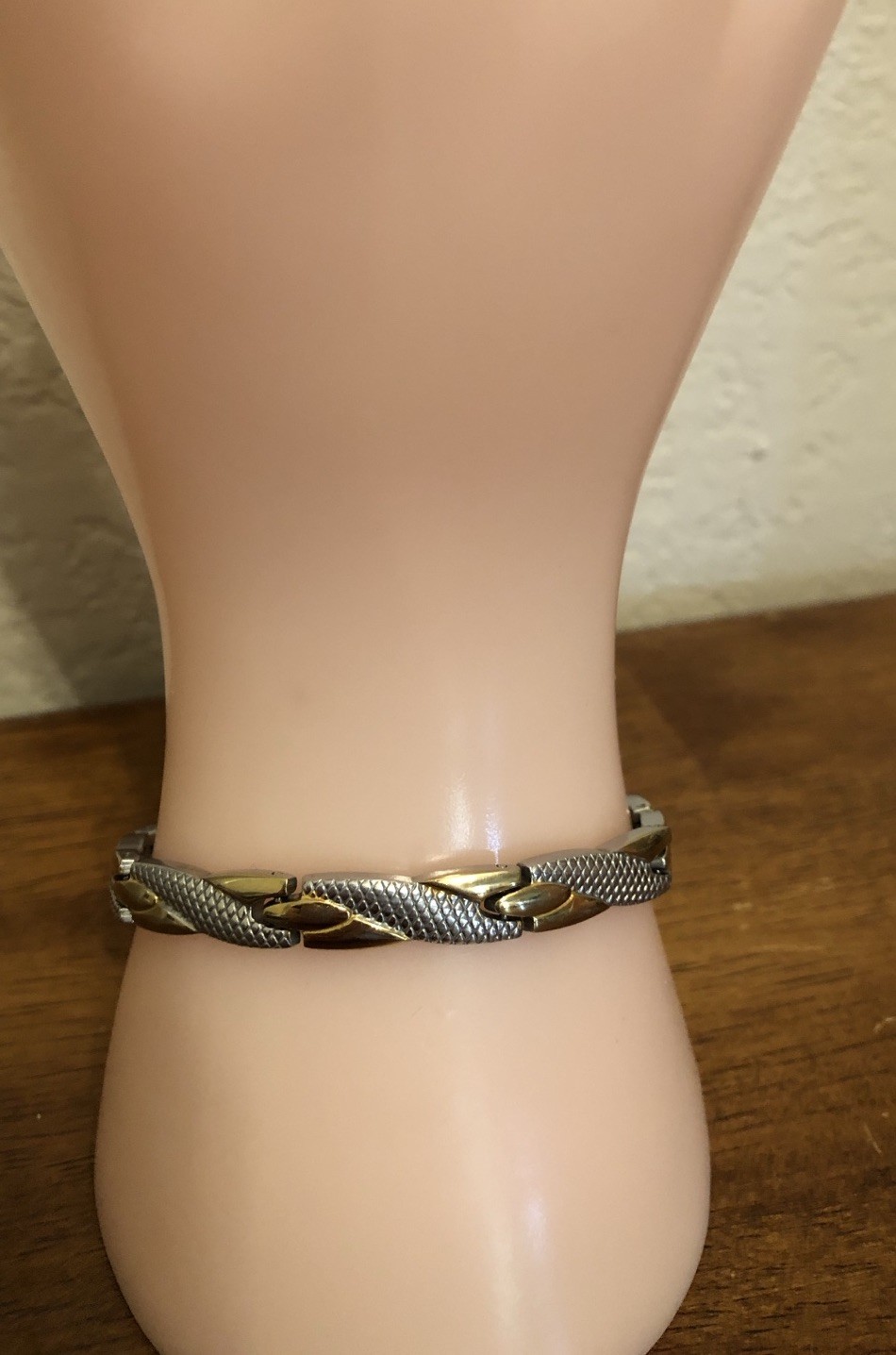 Stainless Steel Reversible Bracelet Gold & Silver/ White, Red & Black Dots (H1)