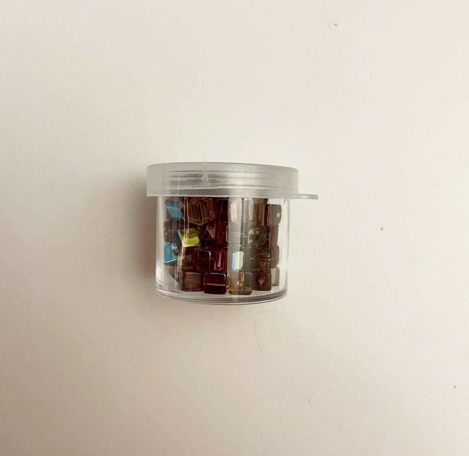 New 100 Count 6mm x 6mm x 6mm Cube Holographic Beads – Earth tones