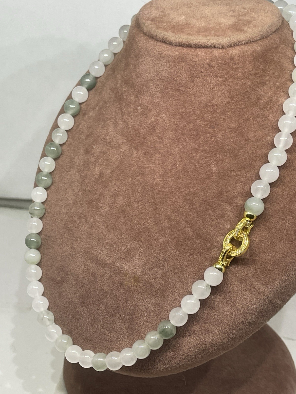 8mm Light Green Jade 19inches In Length With Gold Plated Stylish Lock