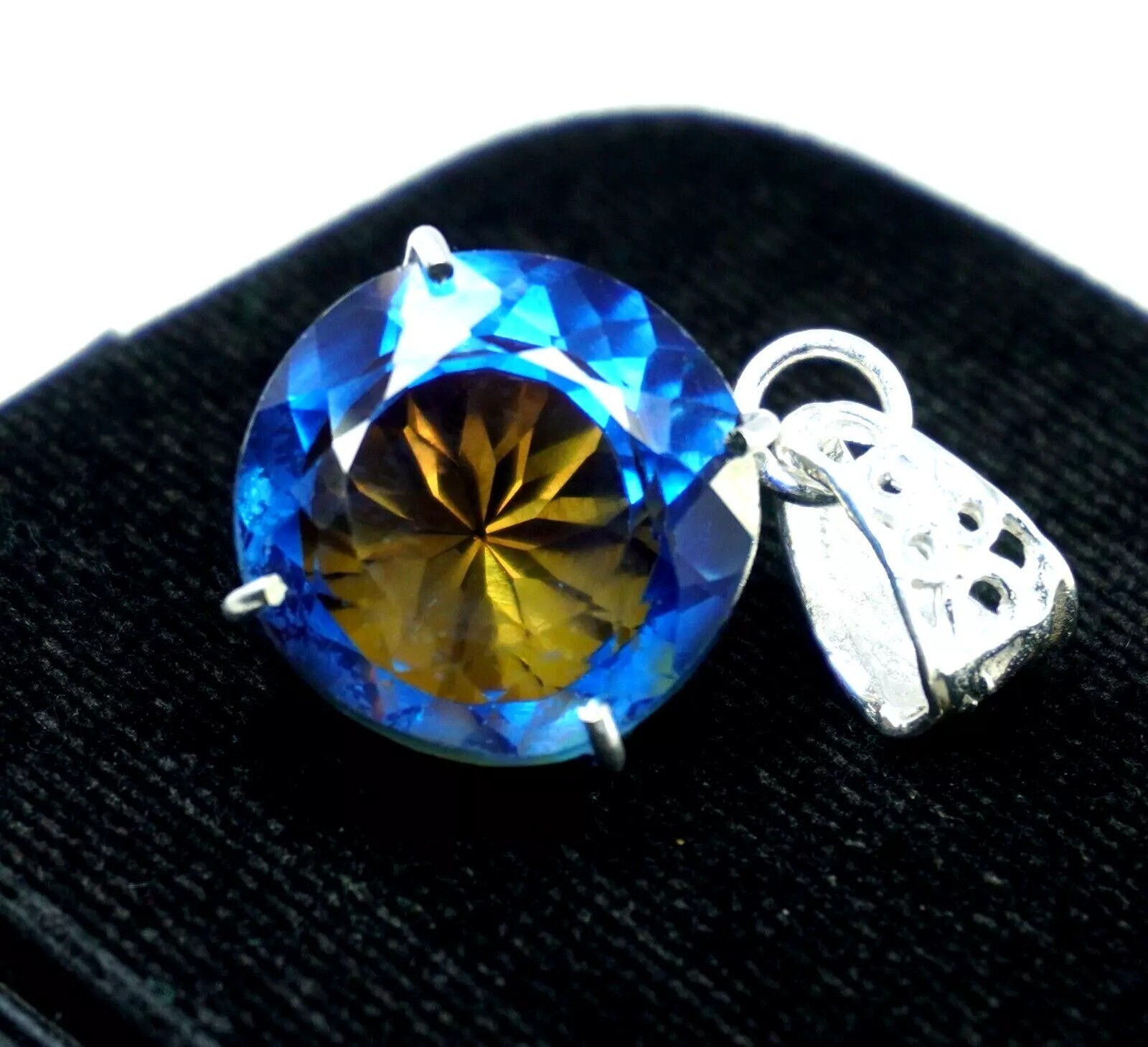 Round Cut Natural 34.6 Ct+ Bi-Color FL Pitambari Sapphire 925 Silver Pendant Gem