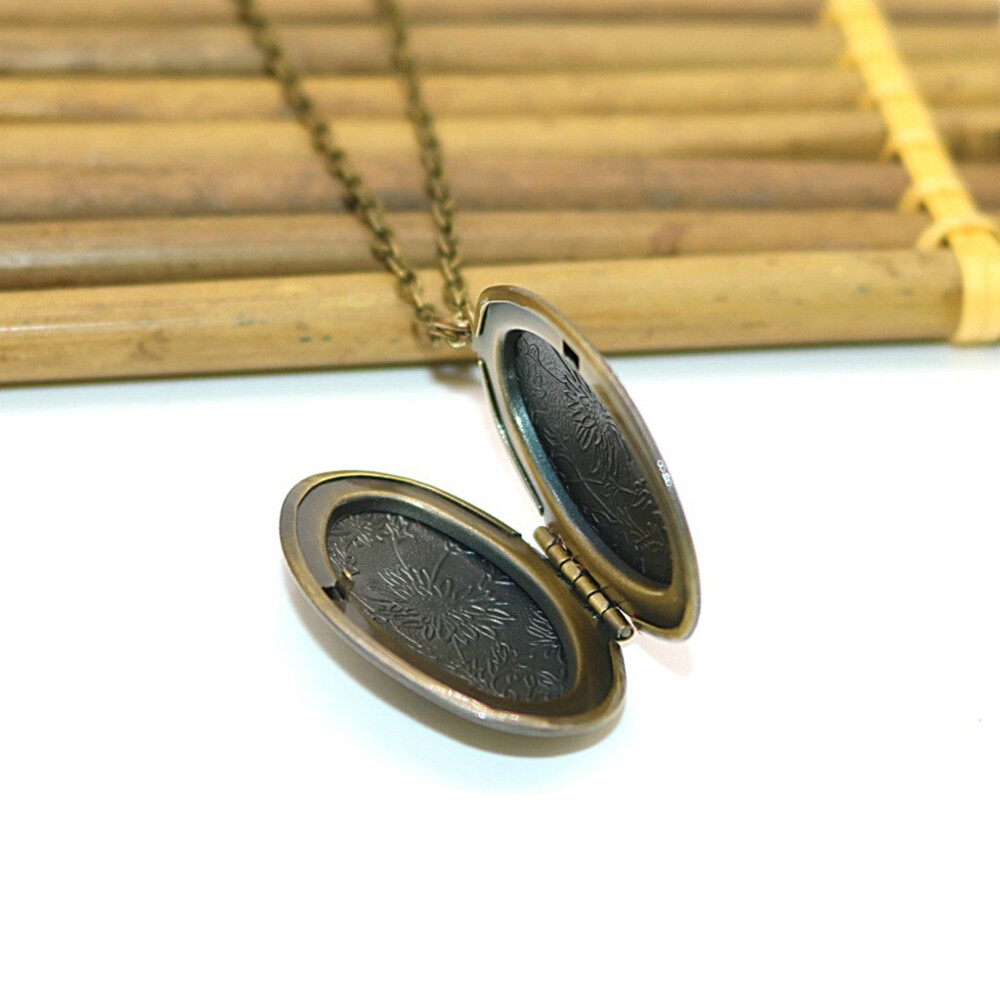 Vintage Locket Necklace Locket Pendant Necklace Picture Frame