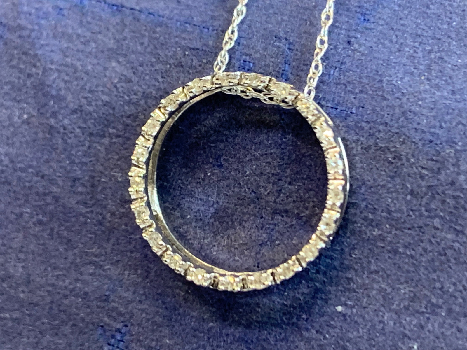 10K White Gold Necklace 1.48g Fine Jewelry 18″ Rope Chain Clear Stones *READ*