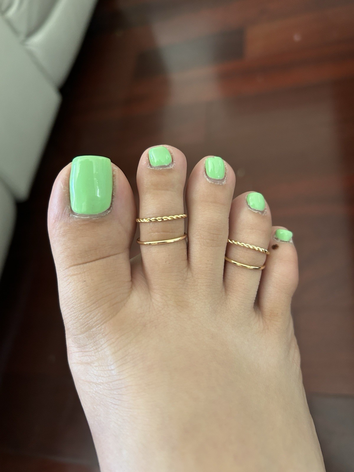 4PC Gold Color Stackable Toe Ring Set for Women Twisted Adjustable Beach Jewelry