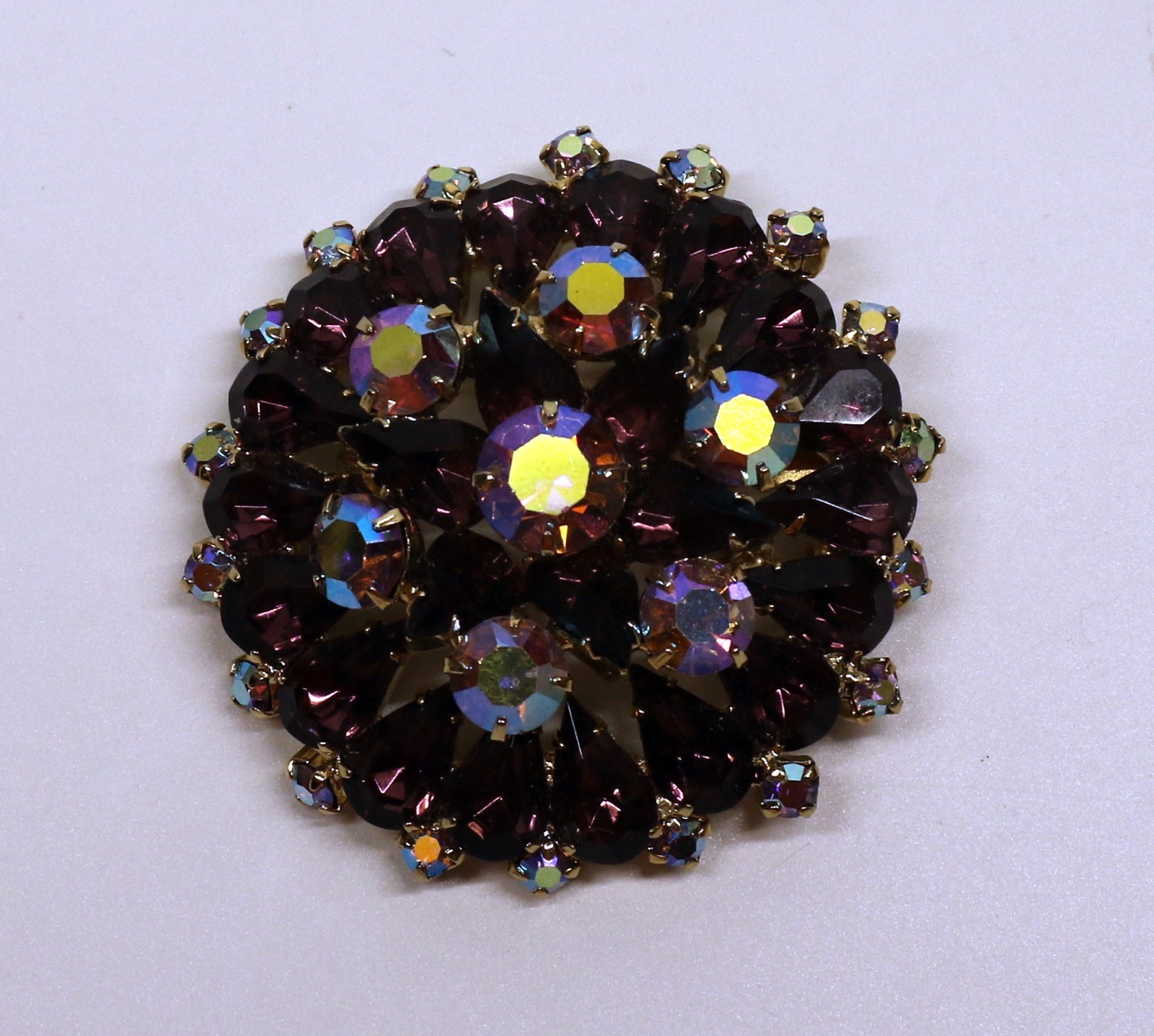 Vintage Juliana Aurora Borealis Red Rhinestone Prooch