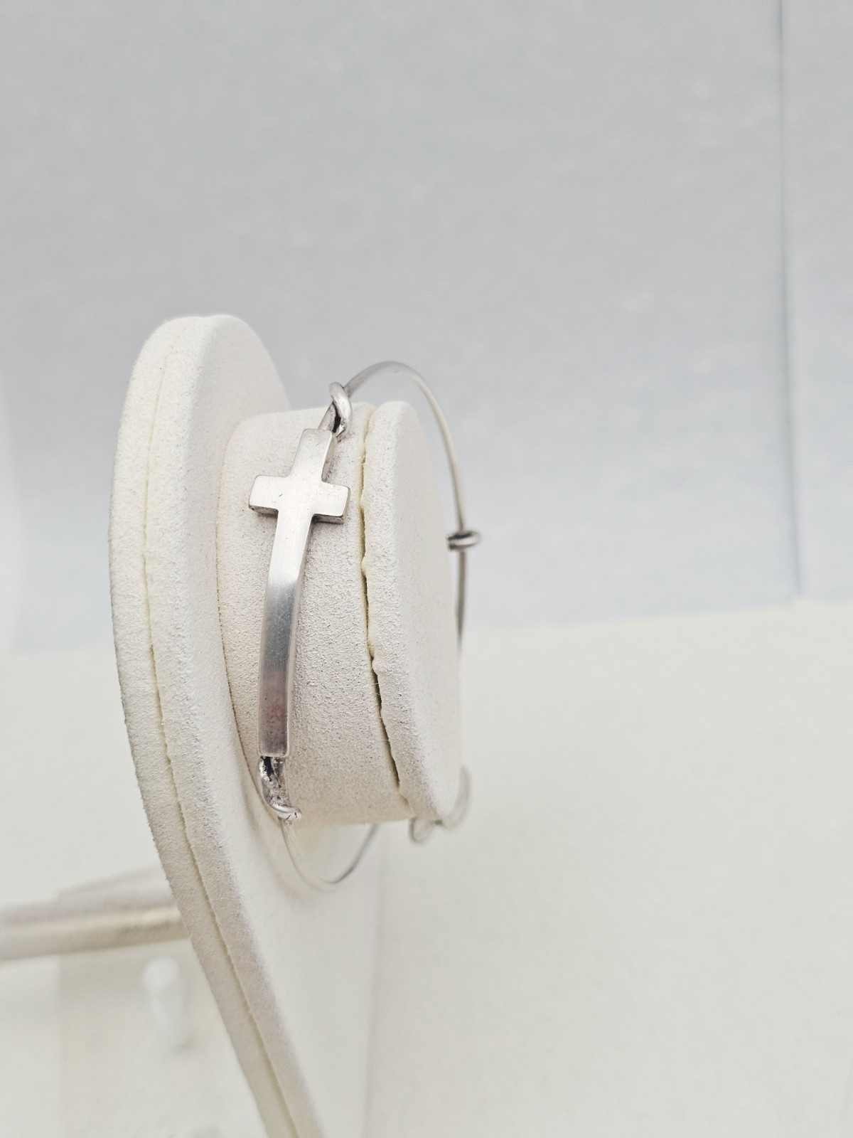 ALEX & ANI Spiritual Armor Cross Charm Bangle Wrap Bracelet Silver ✨️🎁