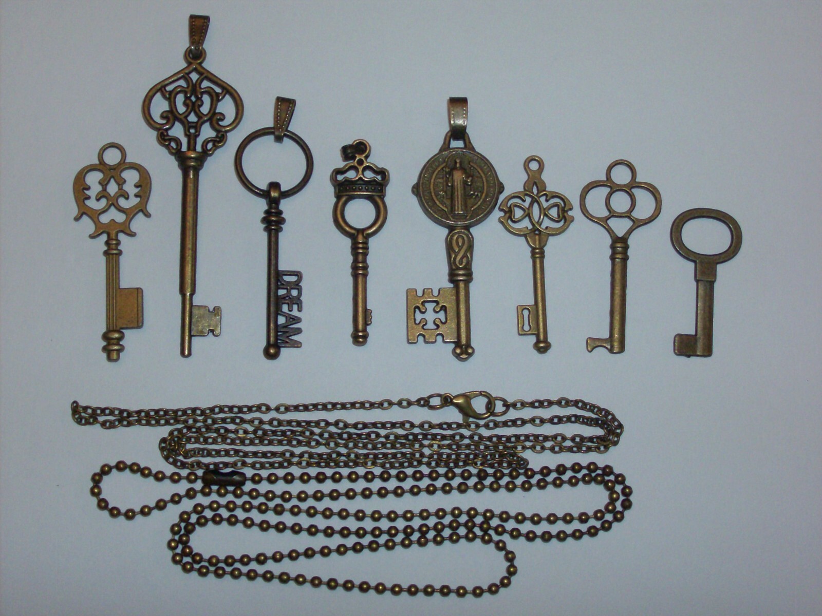 Bronzetone Variety Skeleton Key Pendant/Chain Lot- 8 Piece