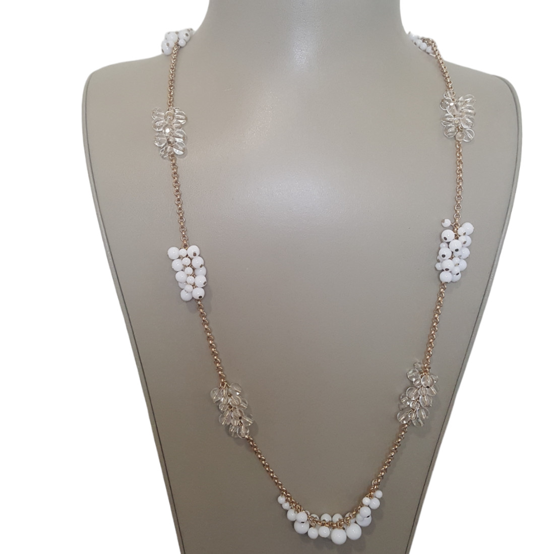 Women’s Beautiful Gold Tone White / Clear Beaded Shaky Necklace NWOT