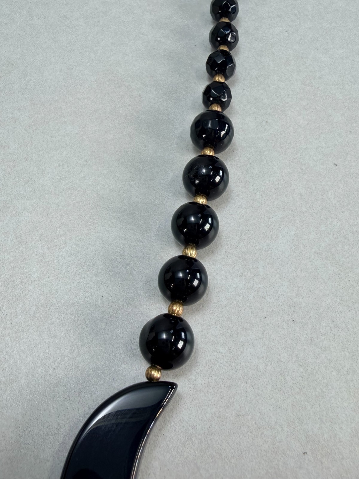 Vintage Black Onyx Smooth Collar Necklace Statement Beaded Gold Tone