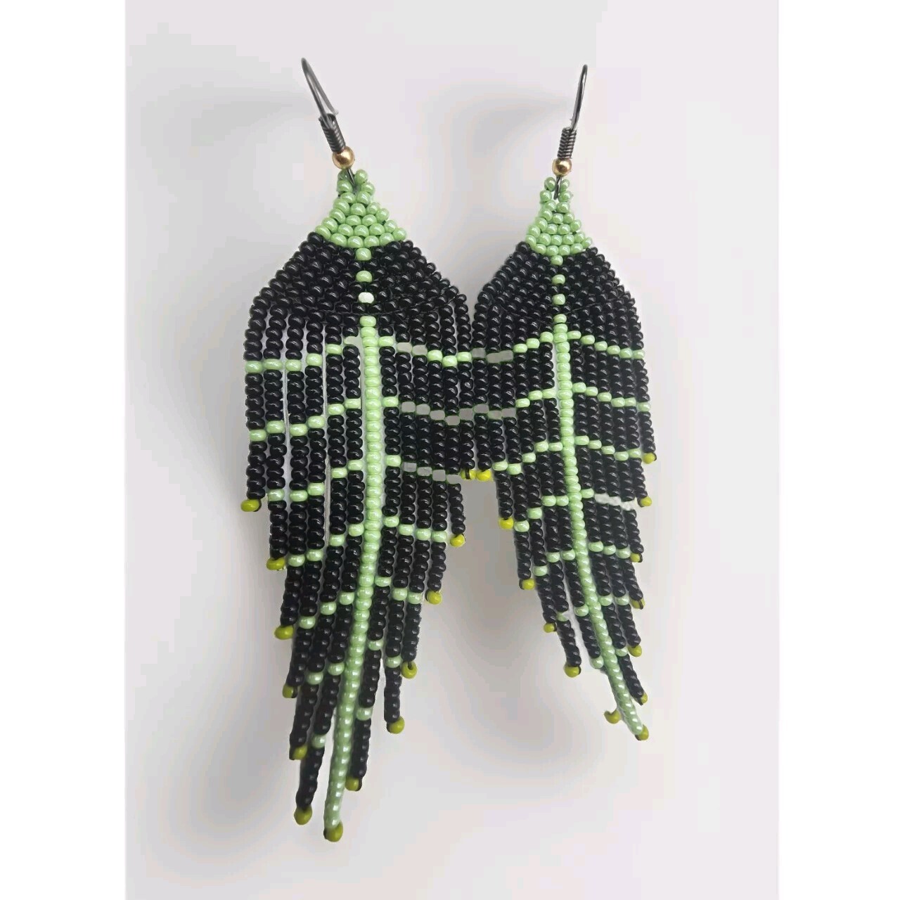 BEADED BLACK WITH GREEN DROP/DANGLE EARRINGS. LONG 3.5 IN