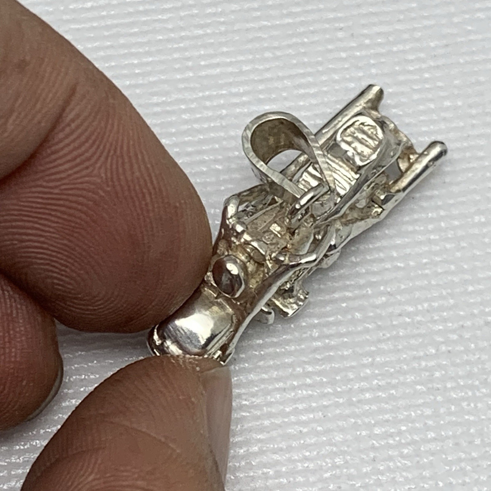 SUPERB Sterling Silver 3D Motorcycle Pendant W/ Rotating wheels ~ .925 ~ 11.5g
