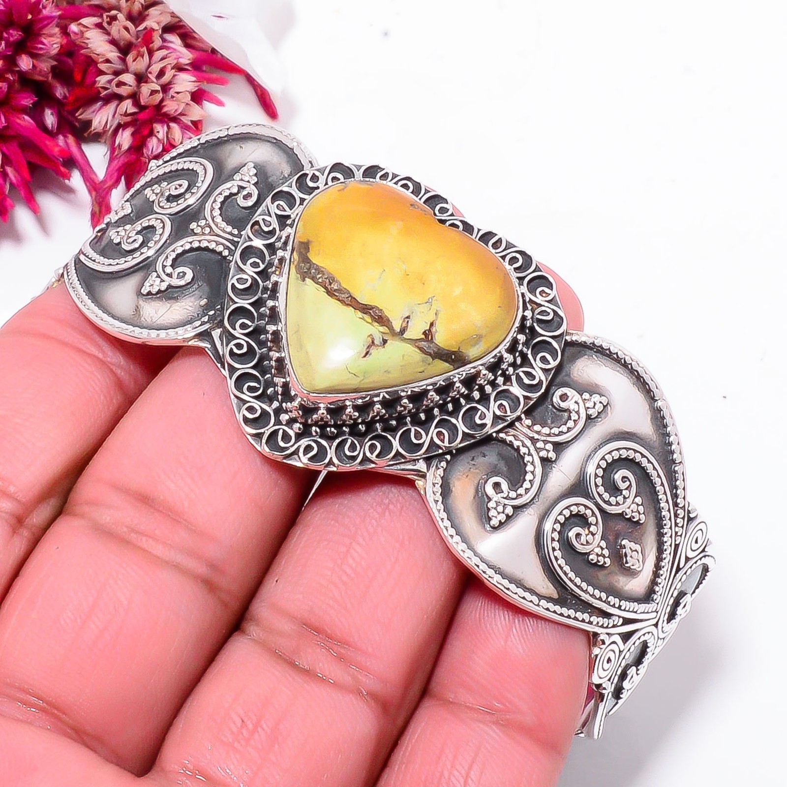 Heart – Lemon Chrysoprase – Australia 925 Sterling Silver Bali Cuff|C96835853
