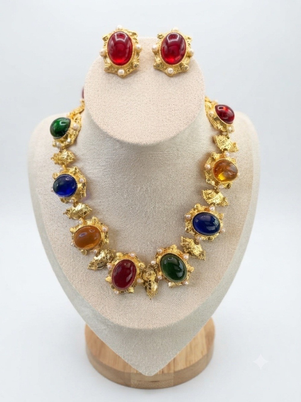 18KGP Vintage Inspired Multicolor Gemstone Statement Necklace & Earring Set