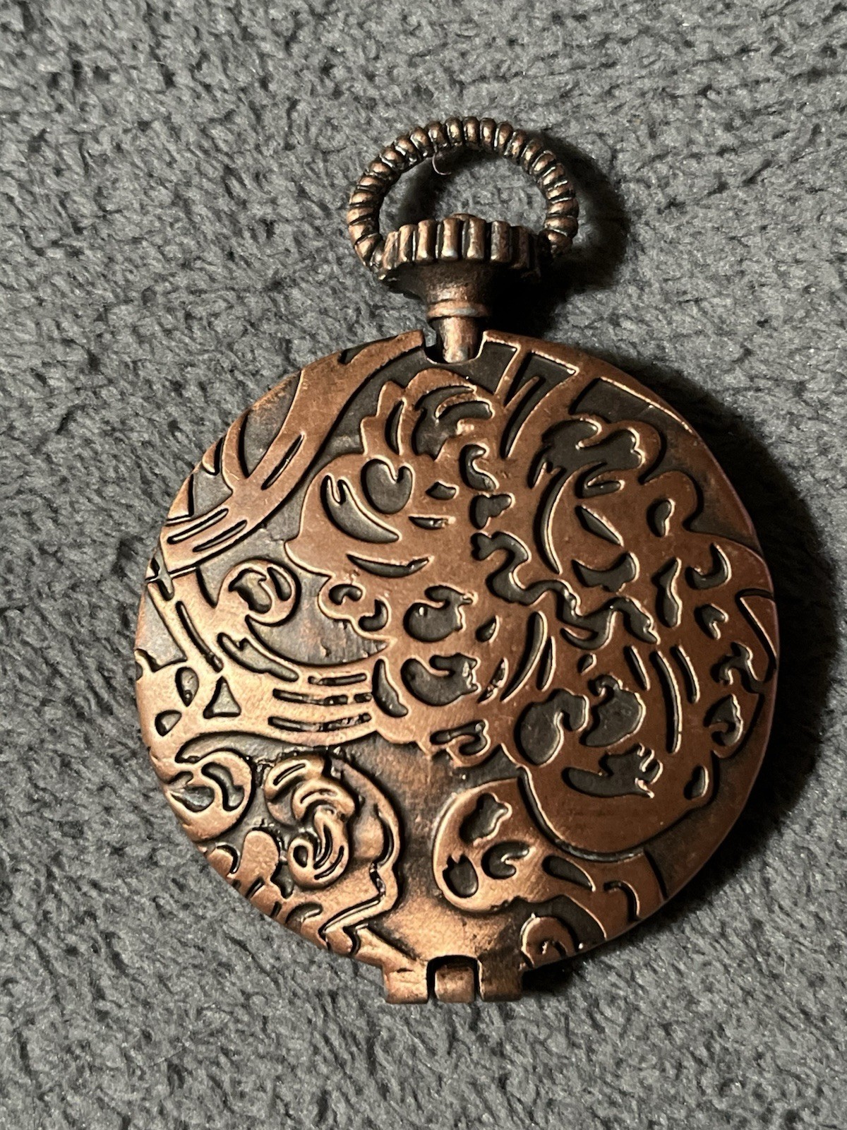 False Pocket Watch With Key Inside Magnetic Copper Pendant 2″ 41.15 g