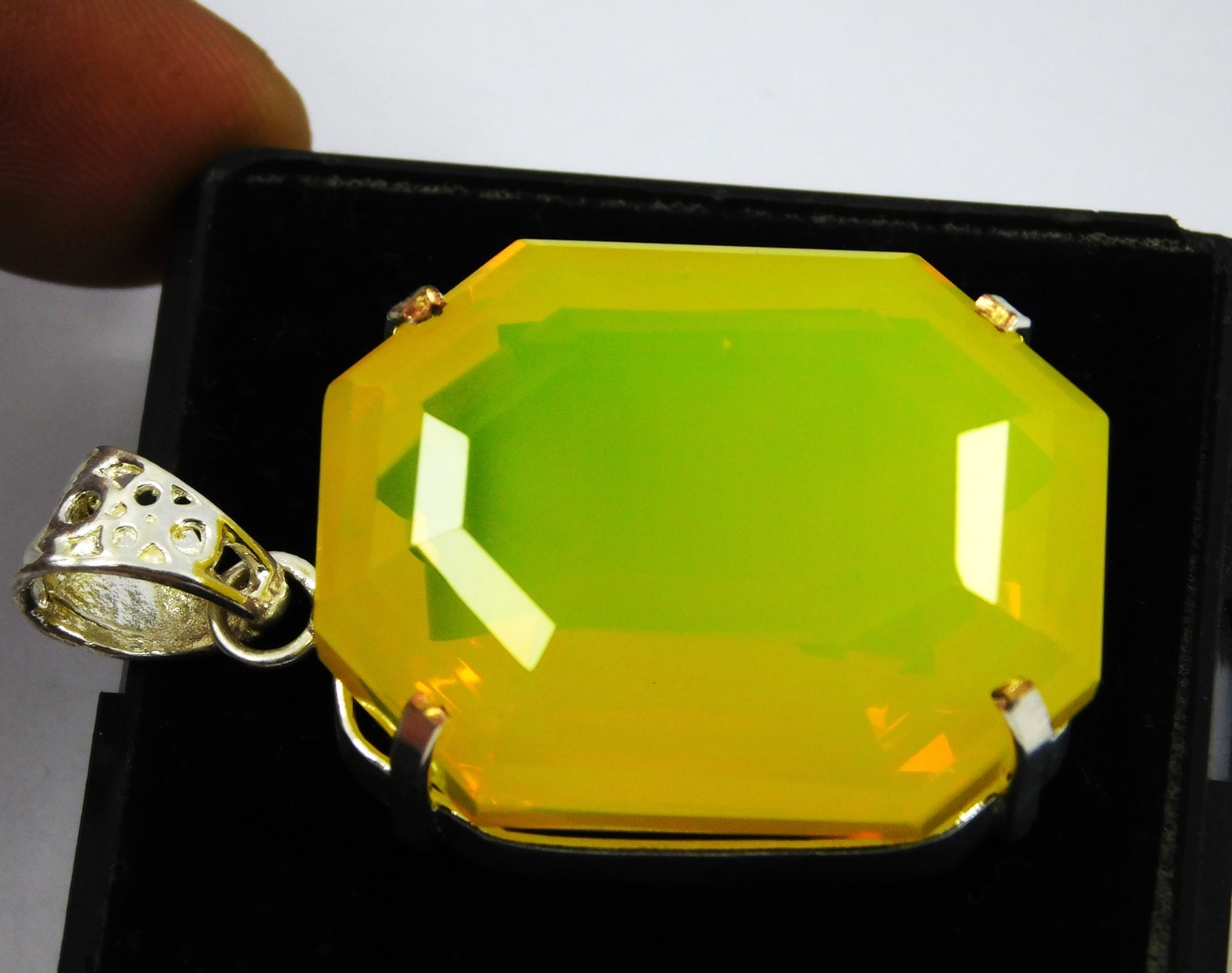 156.20 Ct Natural Yellow Fire Opal Solid Silver PENDANT Loose Gemstone