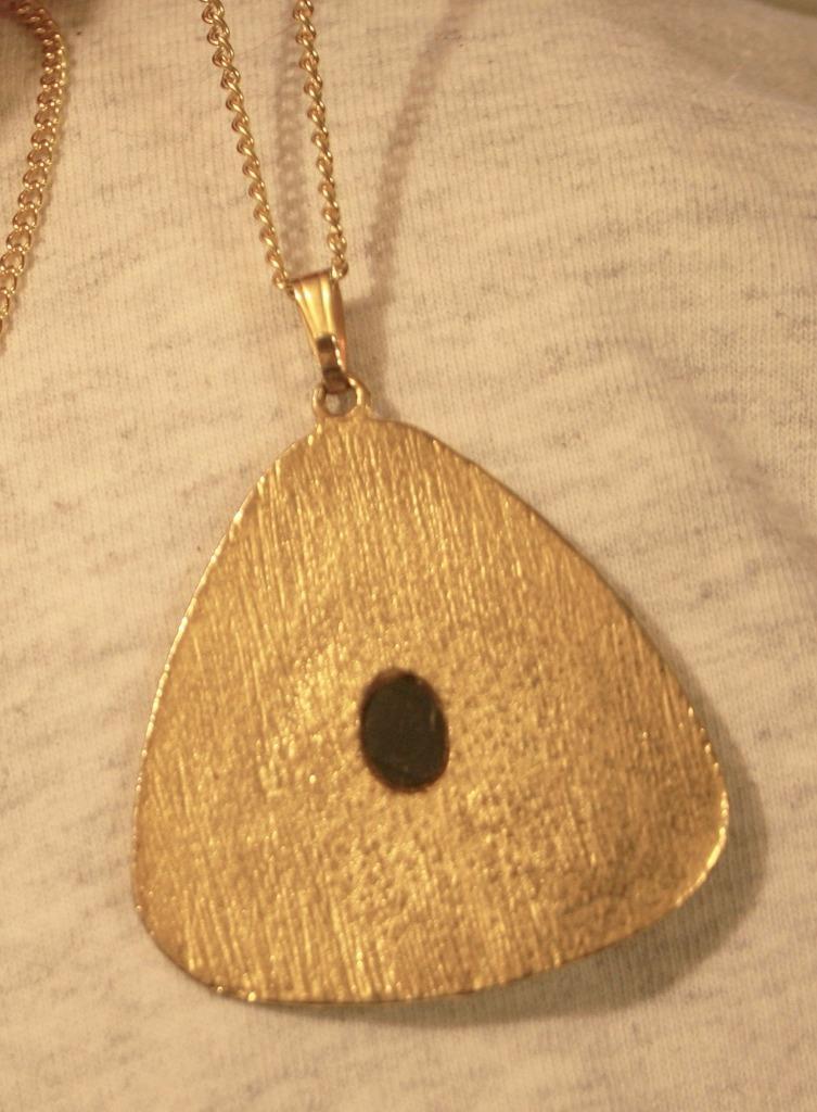 Unique Line-Beveled Layered Triangle Rhinetone Smoky Oval Goldtone Necklace